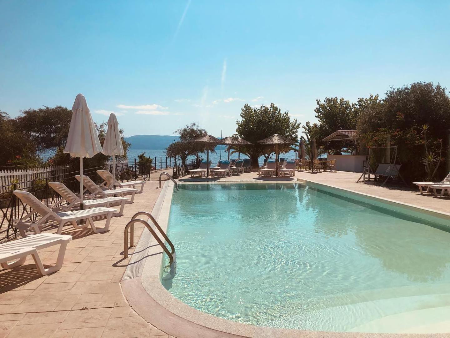 Aparthotel Blue Waves Corfu